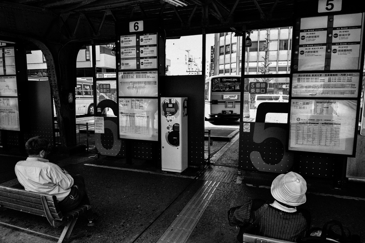 駅前バスターミナル・新潟